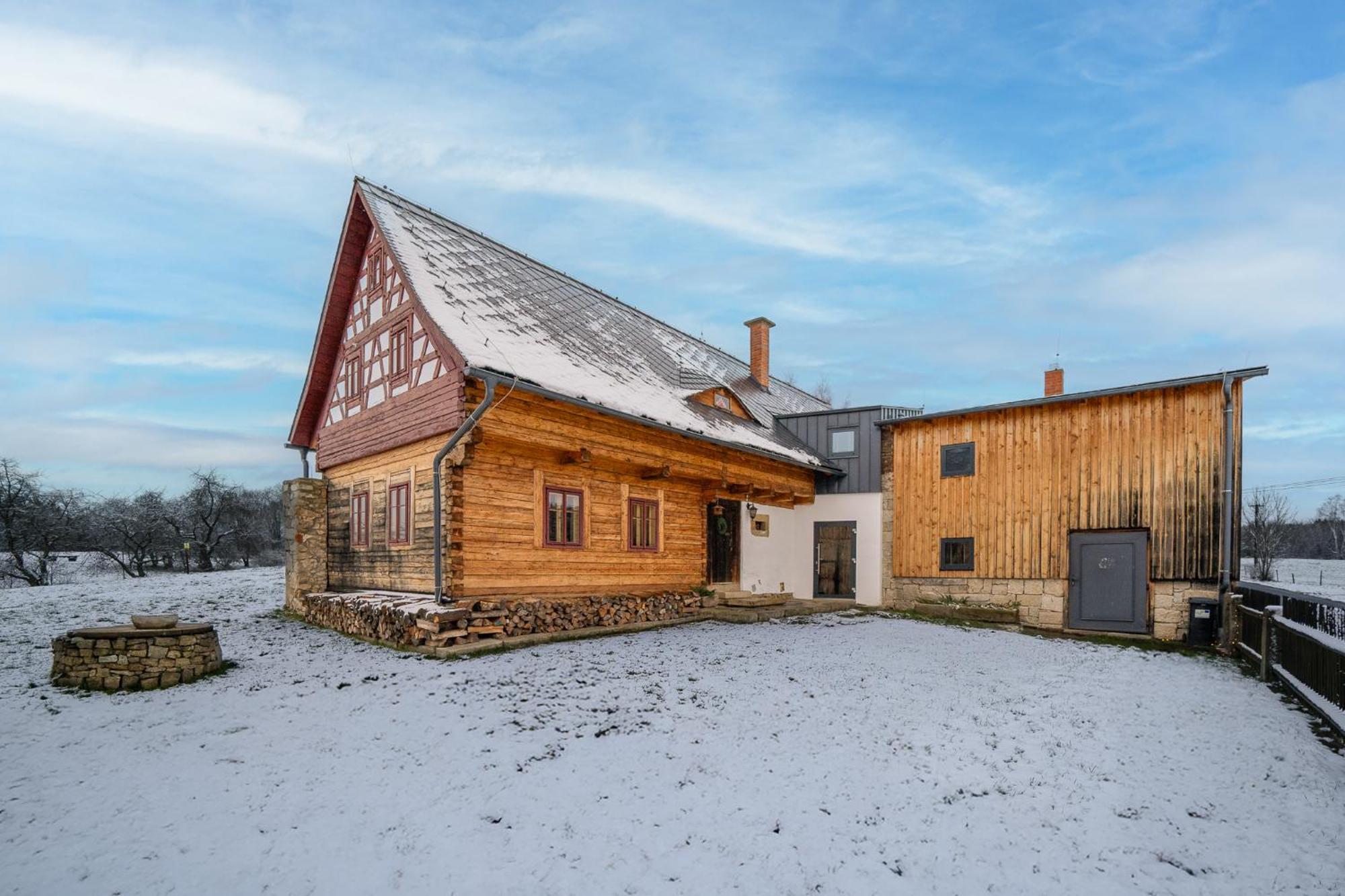 Вилла Roubenka U Babi Lipna Экстерьер фото